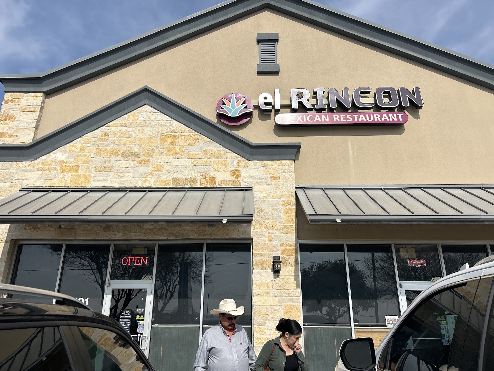El Rincon restaurant interior
